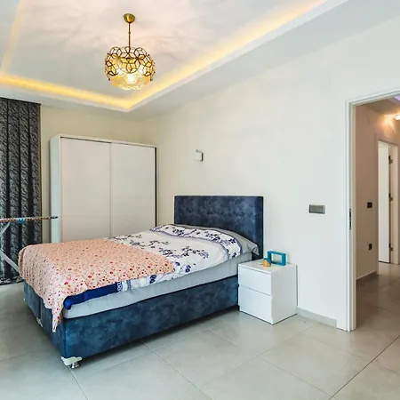 Apartment Seven Stars B-1 *